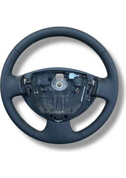 Clio & Symbol 2002–2007 Uyumlu Deri Dikişli Direksiyon Simidi 484003469R – Orijinal Ürün