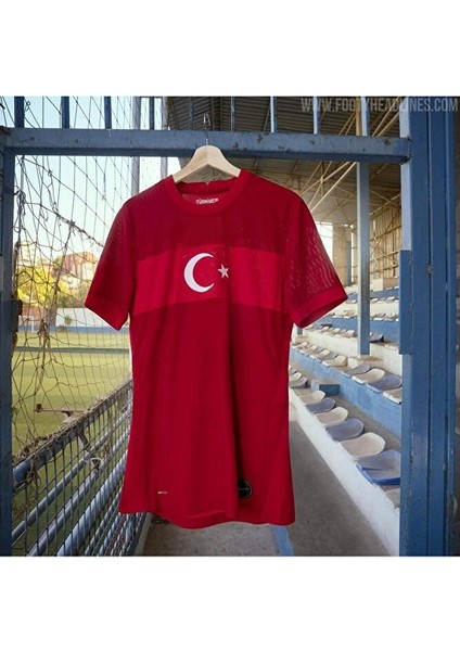 Türkiye Euro 2024 Isimsiz Kırmızı Iç Saha Forması