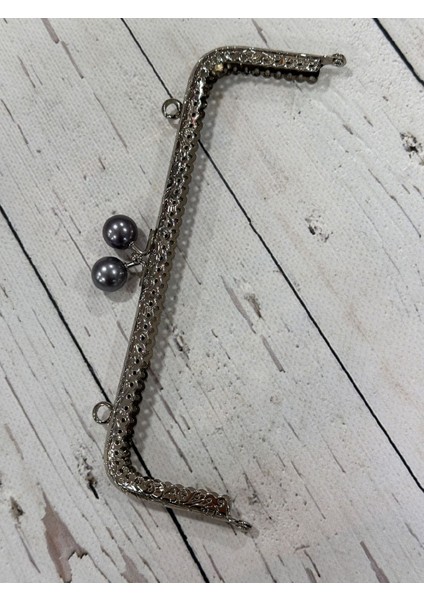 Çanta ve Cüzdan Klips Inci Boncuklu Köşeli Gümüş 20 cm