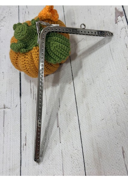 Kenar Delikli Telefon Çantası Klips *18,5 cm *10 cm