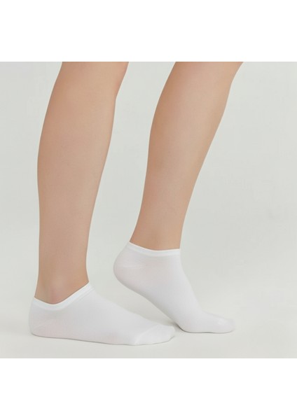 Kadın Beyaz Dikişsiz Burunlu Bambu Sneaker Çorap