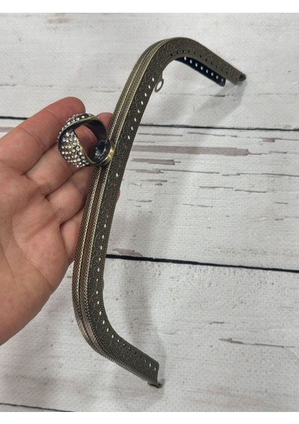Çanta ve Cüzdan Klips Taşlı Yüzük Model 20 cm fırsatları