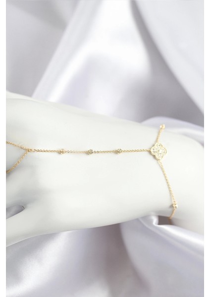Pirinç Zirkon Taşlı Yonca Model Gold Renk Şahmeran