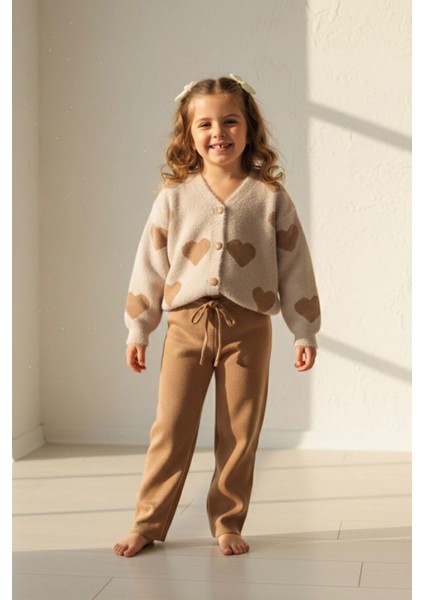 Yumoş Kalp Desenli Kız Çocuk Hırkalı triko takım - Kahve fiyatları