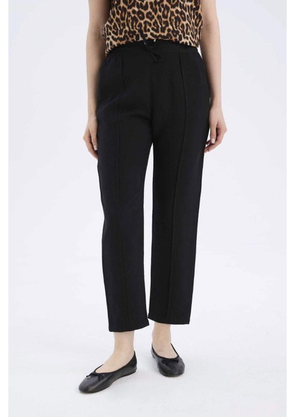 Lastikli Bel Bağcıklı Basic Düz Paça Jogger Pantolon D2573AX25SP fırsatları