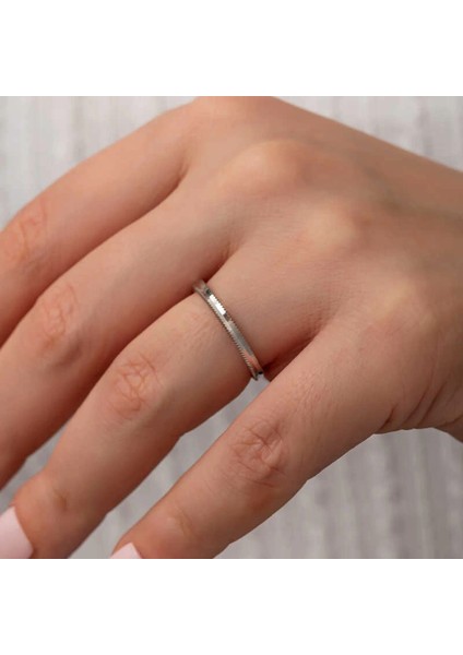 Gümüş Ajda Kadın Yüzük fırsatları