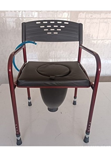 Seyyar Katlanabilir Hasta Tuvalet Sandalyesi Kolay Temizlenir Taşınabilir 1 Adet modelleri
