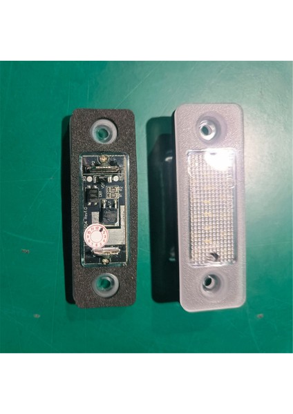 2pcs LED Plaka Numarası Işıklar Lamba Hatası Volvo C30 2008-2013 Beyaz LED Araba Lambası 31213991 (Yurt Dışından) modelleri