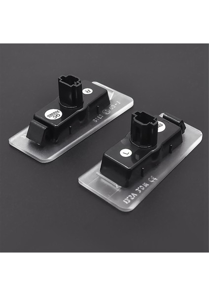 1 Çift Yeni Yüksek Kaliteli Araba Plakası Işıkları 925021M400 925011M400 Hyundai Elantra I30 Coupe Accent Ceed Forte (Yurt Dışından) indirimleri