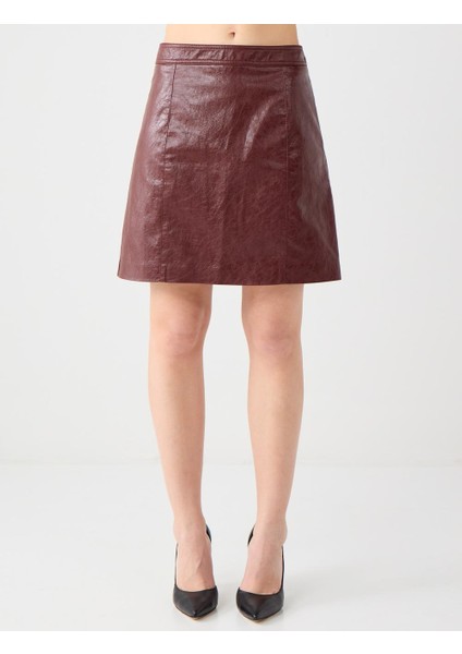 Bordo Deri Görünümlü Normal Bel Mini Etek
