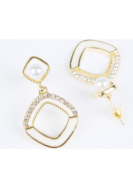 Altın Rengi Kare Figürlü Mine Detaylı Incili Küpe fırsatları