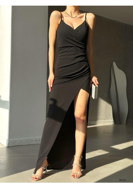 Krep Kumaş Yırtmaç Detaylı Göğüs Dekolteli Uzun Abiye ve Mezuniyet Elbisesi 582193 Siyah