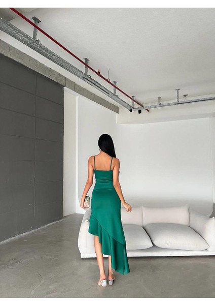 Ince Askılı Etek Ucu Asimetrik Volanlı Scuba Kumaş Abiye Elbise 581708 Yeşil fiyatları