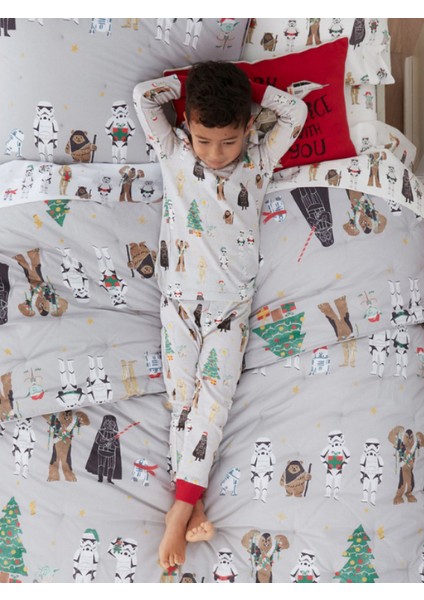 Yılbaşı Temalı Star Wars Erkek Çocuk Pijama Takımı modelleri