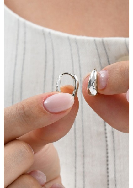 925 Ayar Gümüş Altın Yaldızlı Desenli Italyan Modeli U Halka Küpe SGTL13071RODAJ fiyatları