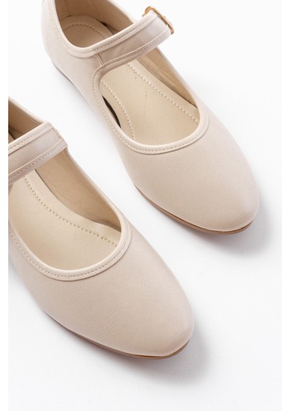 2606 Bej Baretli Günlük Bayan Ayakkabı modelleri