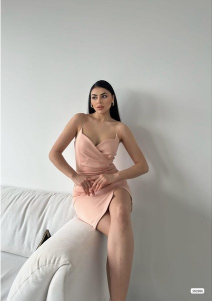 Yırtmaç Detaylı Scuba Kumaş Kadın Mini Elbise 582886 Pudra fırsatları
