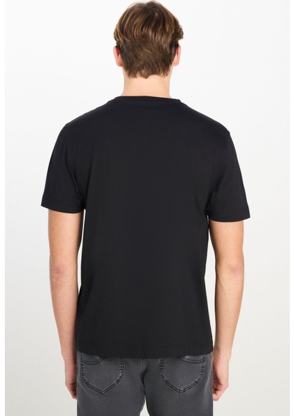 Regular Fit Grafik Bas Siyah Erkek Kısa Kol T-Shirt