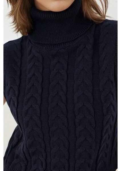 Kadın Saç Örgüsü Desenli Yüksek Yaka Örgü Süveter Kobalt Mavisi