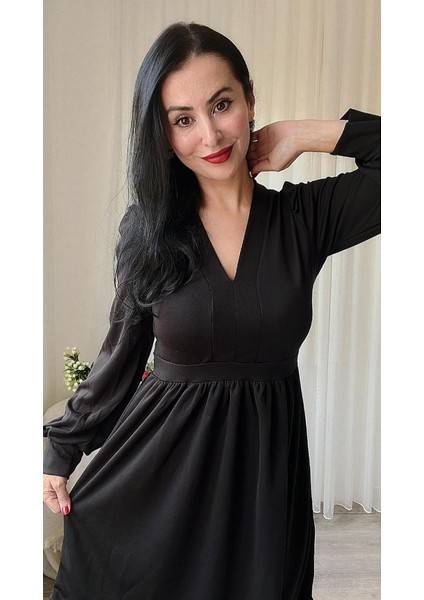 Kadın Uzun Kollu V Yaka Belden Hafif Pileli Scuba Krep Mini Boy Elbise fırsatları