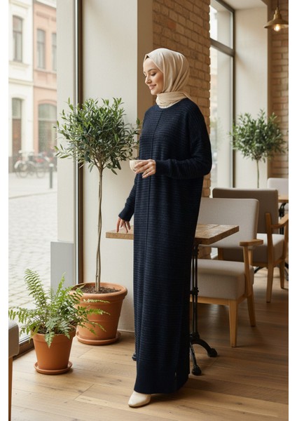 Çizgili Siyah Tesettür Triko Elbise 3164S