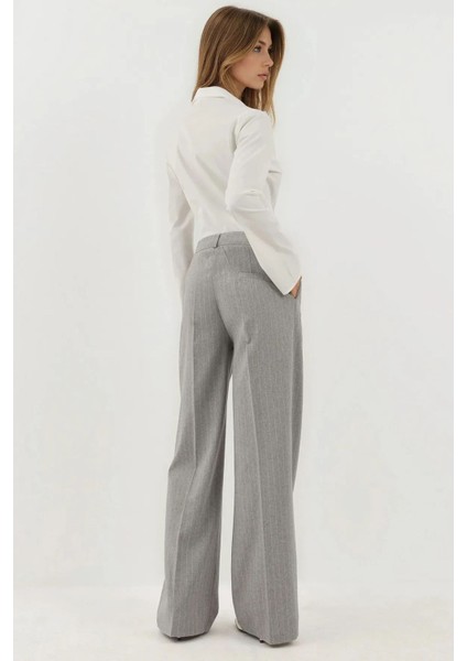 Kadın Çizgili Geniş Paça Pileli Palazzo Pantolon Gri