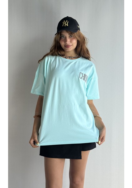 Kadın Bisiklet Yaka Sırt Nakış Detaylı Oversize Tişört