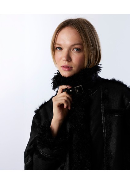 Deri Görünümlü Suni Kürk Mıx Mont TW6240012173001 modelleri