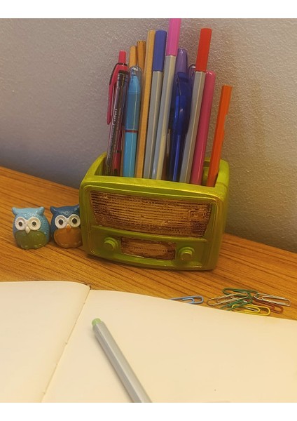 Retro Radyo Sukulent Saksısı ve Kalemlik - Masaüstü Dekoratif Organizer Yeşil modelleri