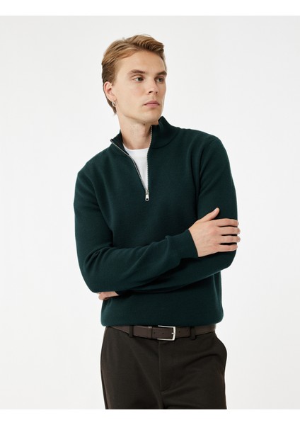 Uzun Kollu Viskon Karışımlı Yarım Fermuarlı Triko Kazak