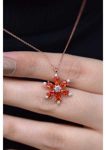 925 Ayar Gümüş Turuncu Taşlı Kamelya Çiçeği Kadın Kolye fiyatları