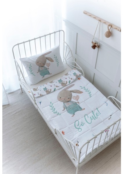 Organik Baskılı Bebek Boy (100X150) Yorgan Seti - For Baby Serisi - Salopetli Tavşan