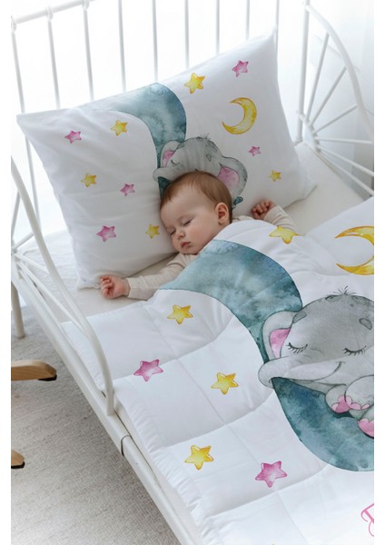 Organik Baskılı Bebek Boy (100X150) Yorgan Seti - For Baby Serisi - Hortumda Uyuyan Pembe Fil fiyatları