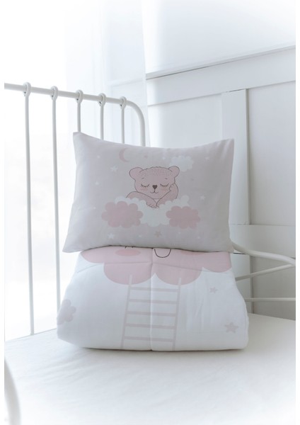 Organik Baskılı Bebek Boy (100X150) Yorgan Seti - Pure Baby Serisi - Buluta Tırmanan Ayıcık modelleri