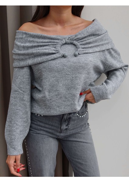 Açık Omuz Aksesuarlı Triko Kazak modelleri