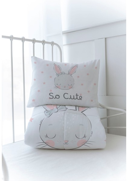 Organik Baskılı Bebek Boy (100X150) Yorgan Seti - For Baby Serisi - Pembe Kulaklı Tavşan modelleri