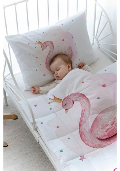 Organik Baskılı Bebek Boy (100X150) Yorgan Seti - For Baby Serisi - Pembe Zeminli Kuğu fiyatları