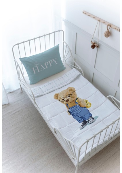 Organik Baskılı Bebek Boy (100X150) Yorgan Seti - Pure Baby Serisi - Salopetli Ayıcık