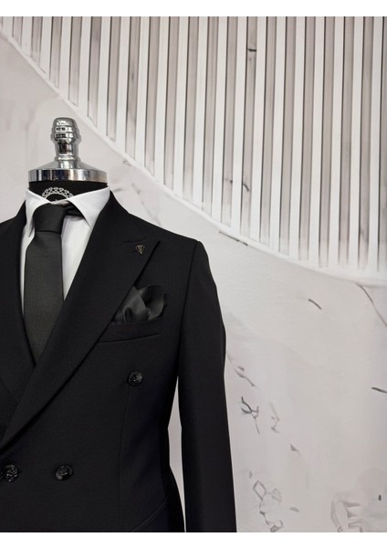 Kırlangıç Yaka Kruvaze Takım Elbise modelleri