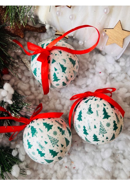 Yılbaşı Çam Ağaç Süsü Yeşil Çam Ağacı Baskılı Kırmızı Fiyonk Beyaz Top Süs 8 cm 3 Lü Paket fiyatları