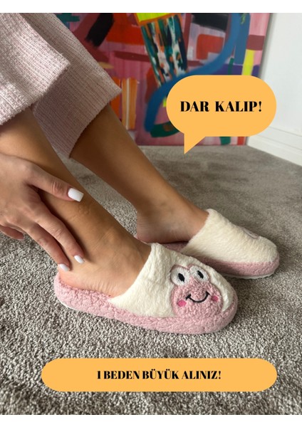 Kadın Sessiz Taban Yumuşak ve Hafif Kurbağa Desenli Peluş Ev Terliği