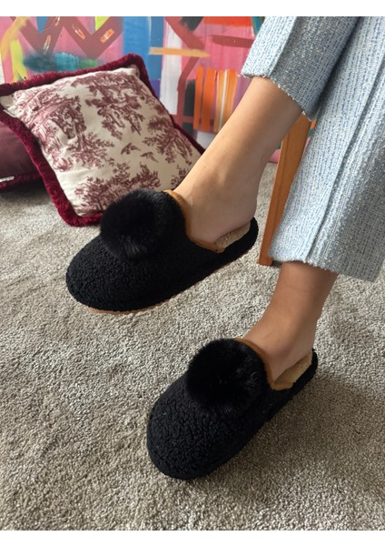 Kadın Sessiz Taban Yumuşak ve Hafif Ponpon Figürlü Peluş Ev Terliği modelleri