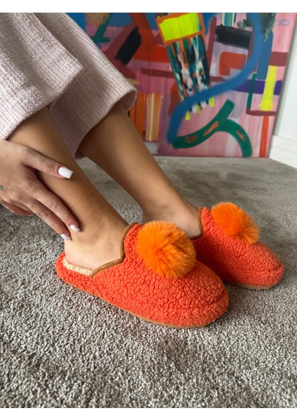 Kadın Sessiz Taban Yumuşak ve Hafif Ponpon Figürlü Peluş Ev Terliği
