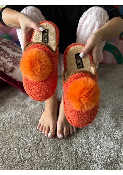 Kadın Sessiz Taban Yumuşak ve Hafif Ponpon Figürlü Peluş Ev Terliği fırsatları