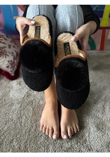 Kadın Sessiz Taban Yumuşak ve Hafif Ponpon Figürlü Peluş Ev Terliği fırsatları
