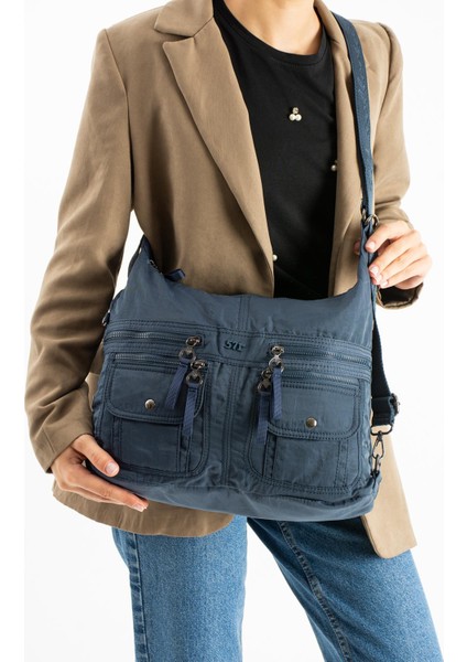 Yumuşak Dokulu Ultra Hafif, Esnek ve Su Geçirmez Polyamid Kumaş Omuz ve Sırt Çantası Lacivert Model: (571-13-14J)