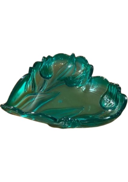Plastik Tabak Kalp Şeklinde 15 cm