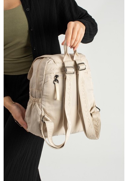 Yumuşak Dokulu Ultra Hafif, Esnek ve Su Geçirmez Polyamid Kumaş sırt Çantası Bej Model: (571-13-14B) modelleri