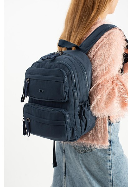 Yumuşak Dokulu Ultra Hafif, Esnek ve Su Geçirmez Polyamid Kumaş sırt Çantası Lacivert model: (571-13-14A)