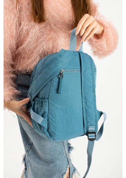 Yumuşak Dokulu Ultra Hafif, Esnek ve Su Geçirmez Polyamid Kumaş sırt Çantası Mavi Model: (571-13-14A) modelleri